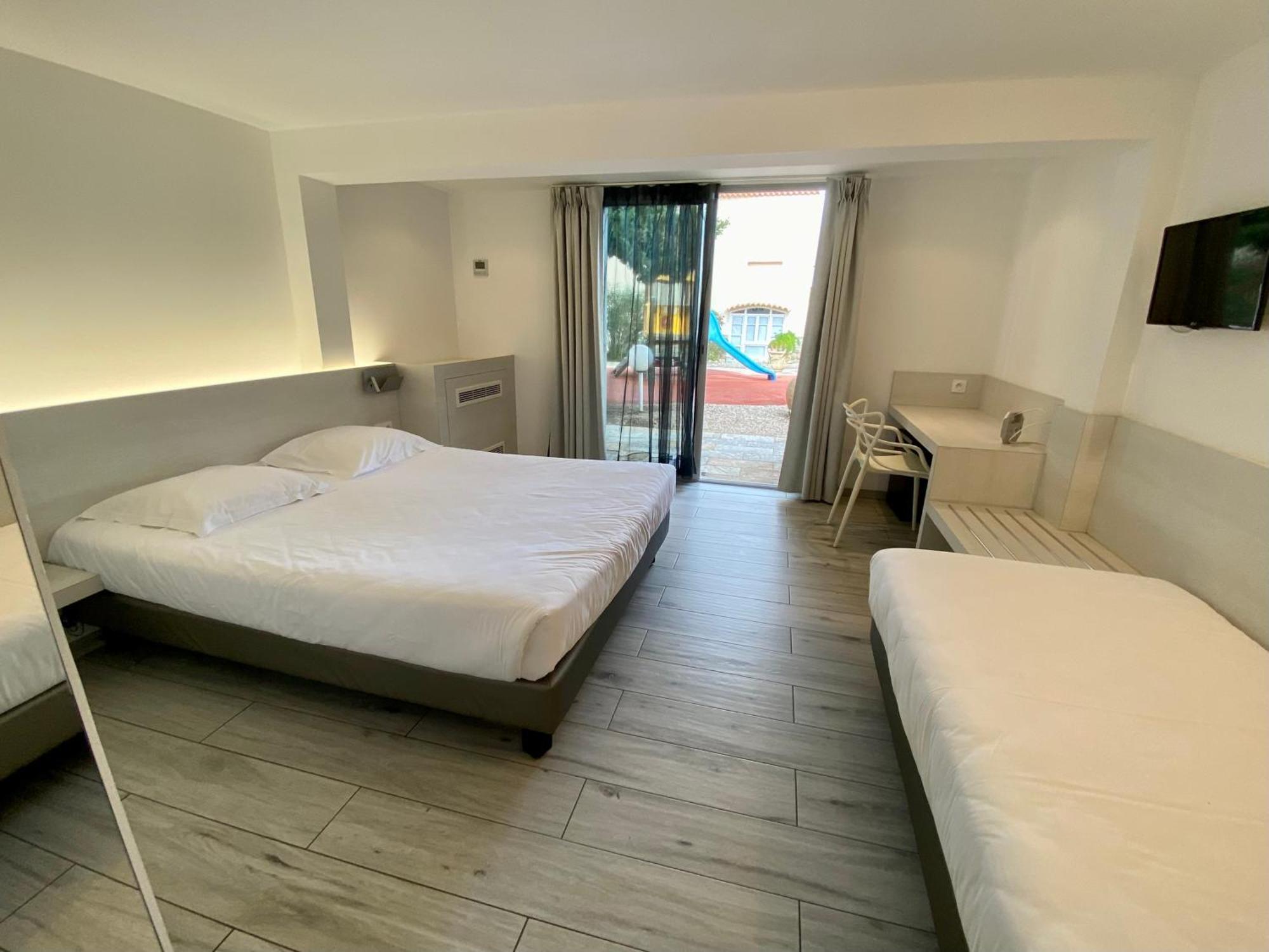 Hotel L'ondine Algajola  Esterno foto